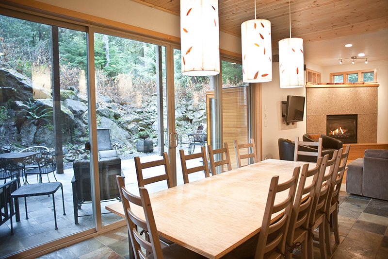 Snowline Contemporary Chalet — Kestrel-built home in Snowline · Maple Falls, WA, photo 4 of 15